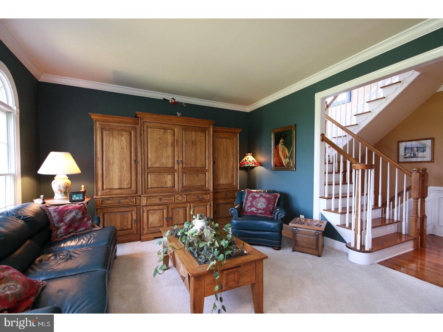 8 Sohn Way Tabernacle, NJ 08088 - Photo 11 of 25 Living Room