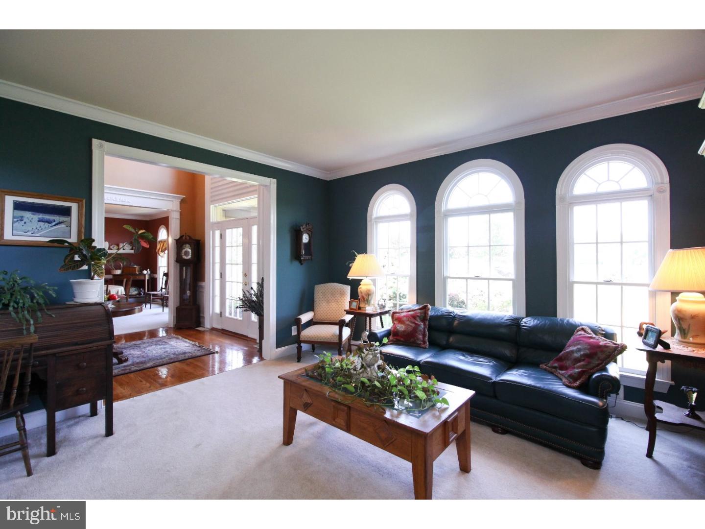 8 Sohn Way Tabernacle, NJ 08088 - Photo 12 of 25 Living Room