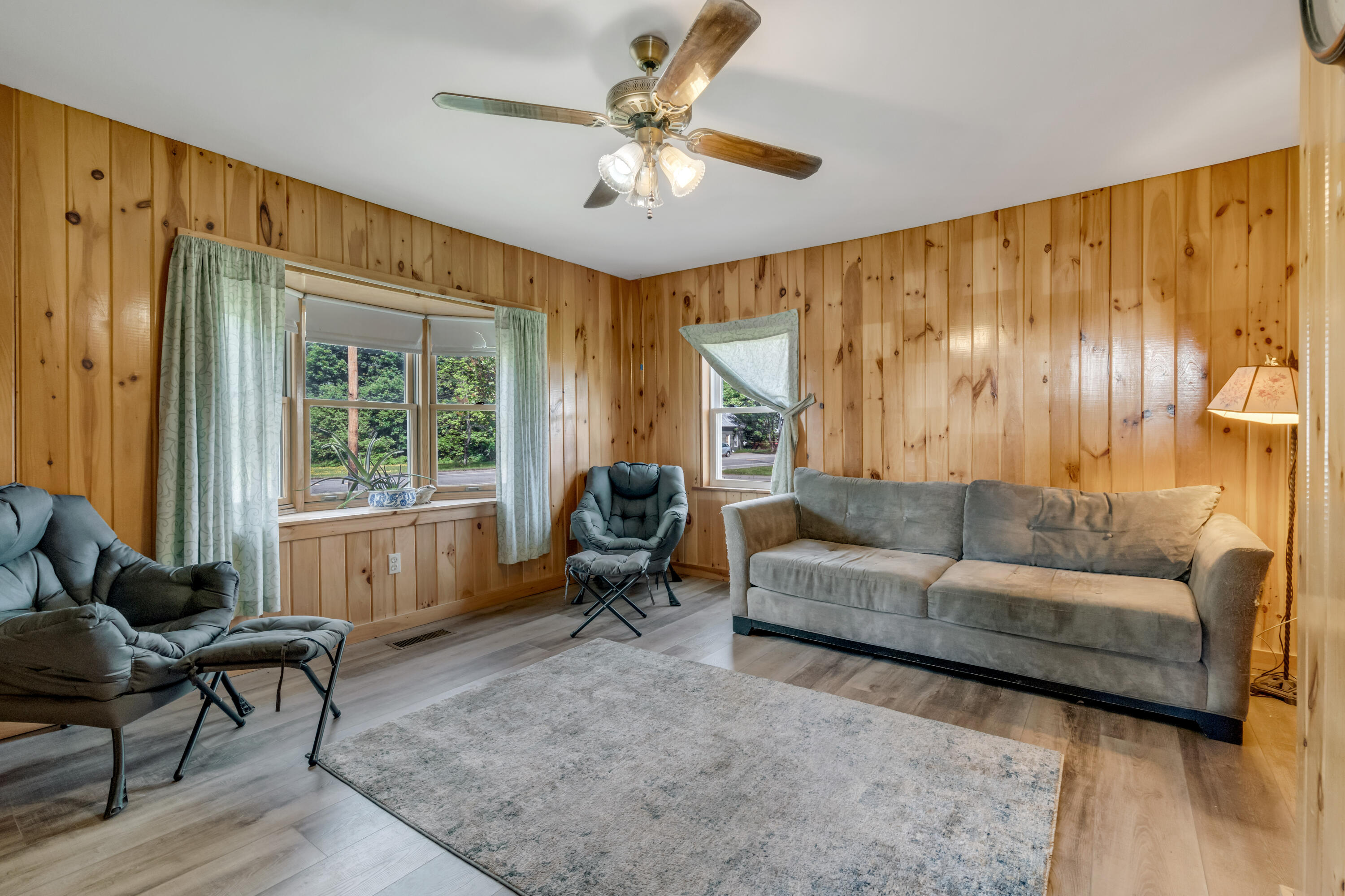 121 North Main Street Solon, ME 04979 - Photo 11 of 52 DSC06556