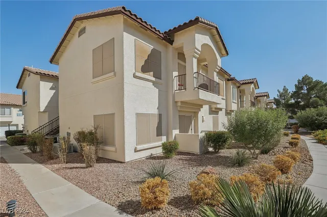 $325,000 | 4811 Black Bear Road, Unit 201, Las Vegas, NV 89149