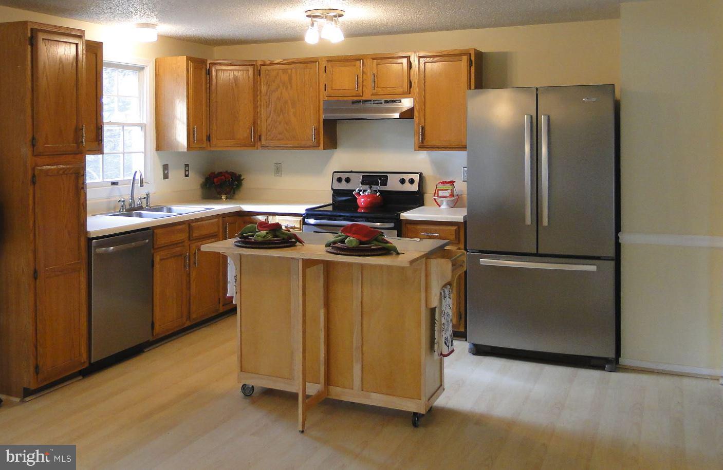 302 Perryman Yard Road Aberdeen, MD 21001 - Photo 6 of 42 Upgraded Stainless Steel Appliances