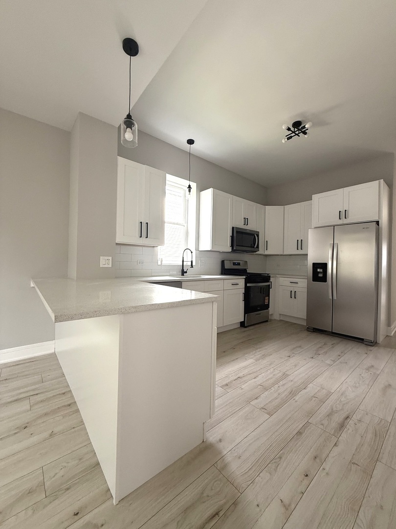 6946 South May Street Chicago, IL 60621 - Photo 6 of 20 Gallery Image 6