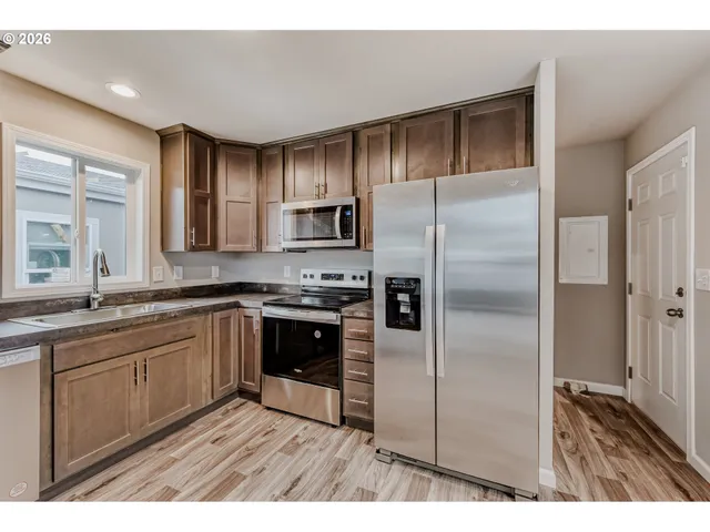 $74,000 | 3441 Southeast 111th Avenue, Unit 20, Portland, OR 97266