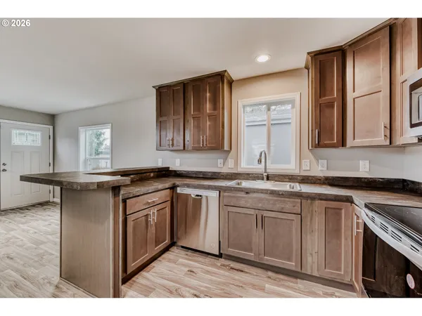 $69,500 | 3441 Southeast 111th Avenue, Unit 20, Portland, OR 97266