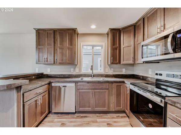 $69,500 | 3441 Southeast 111th Avenue, Unit 20, Portland, OR 97266