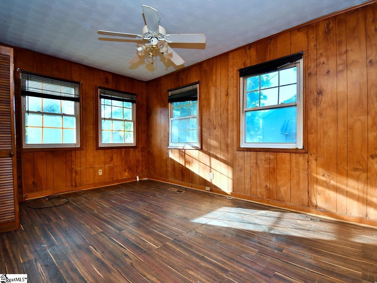 208 Shands Street Clinton, SC 29325 - Photo 7 of 9 Gallery Image 7