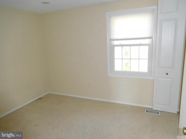 21913 Foxlair Road Gaithersburg, MD 20882 - Photo 12 of 21 Bedroom