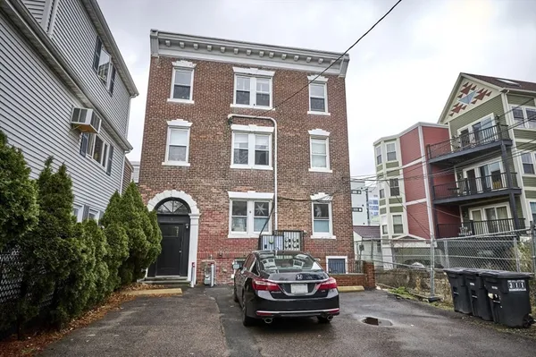 $495,000 | 6 Bedford Street, Unit 3F, Somerville, MA 02143