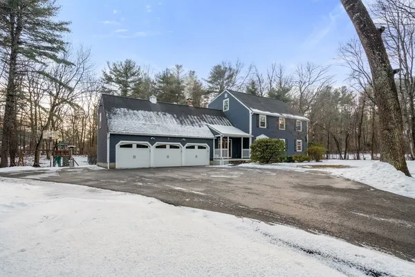 $1,399,000 | 28 Sunnyrock Drive, Walpole, MA 02081