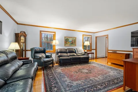 $1,399,000 | 28 Sunnyrock Drive, Walpole, MA 02081