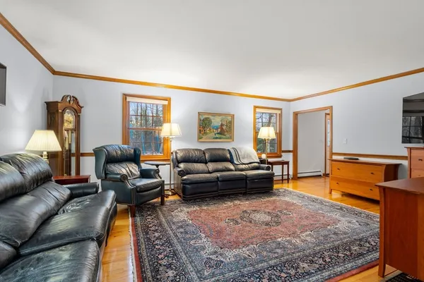 $1,399,000 | 28 Sunnyrock Drive, Walpole, MA 02081