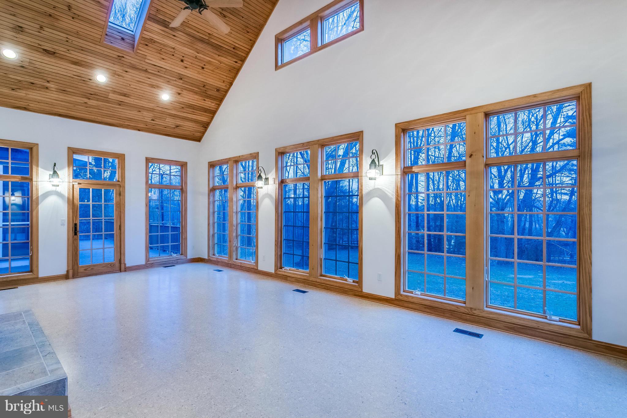 14925 Manor Road Monkton, MD 21111 - Photo 5 of 30 Interior (General)