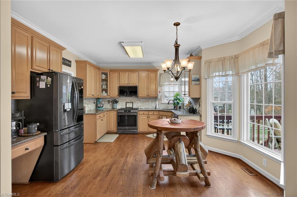 6315 Armsby Road Clemmons, NC 27012 - Photo 6 of 27 Gallery Image 6