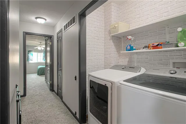 $336,000 | 1818 Lauren Lane, Kearney, MO 64060