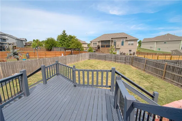 $340,000 | 1818 Lauren Lane, Kearney, MO 64060