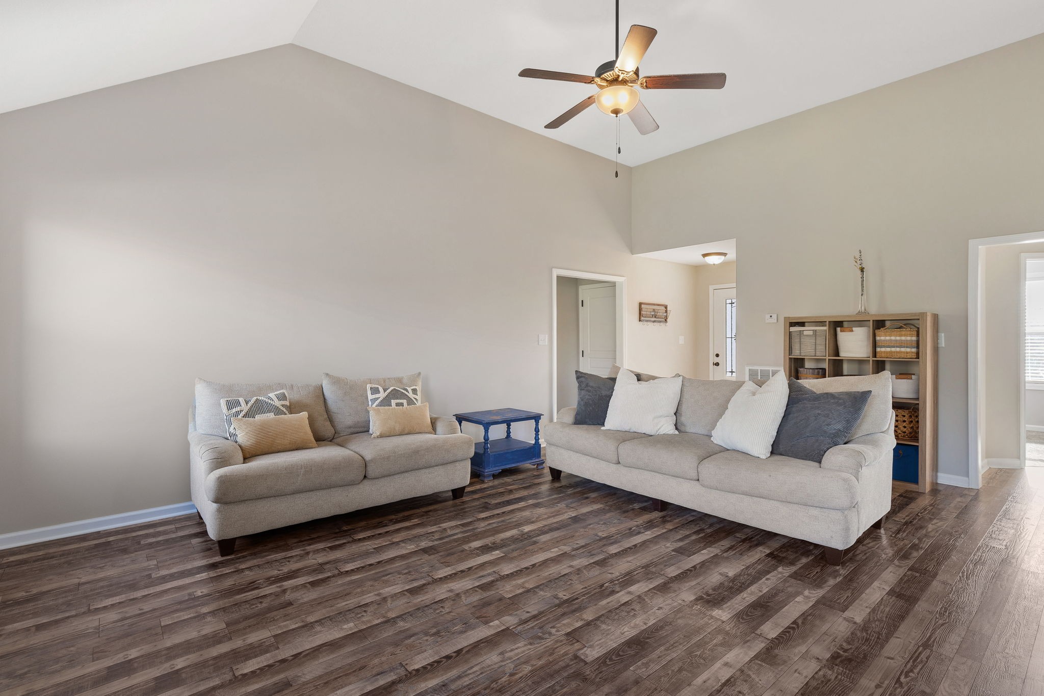 242 Hillview Way Springfield, TN 37172 - Photo 7 of 31 Gallery Image 7