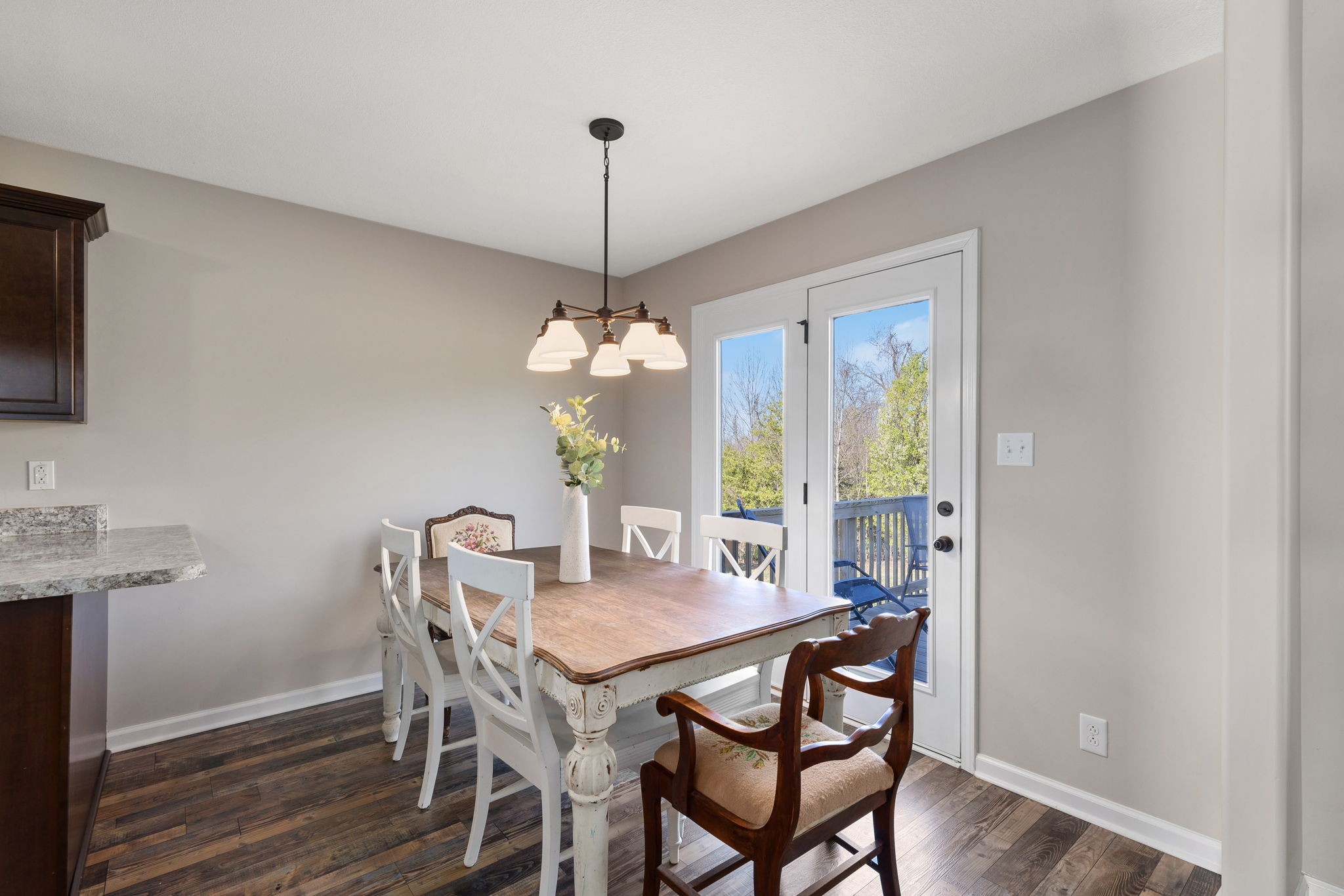 242 Hillview Way Springfield, TN 37172 - Photo 10 of 31 Gallery Image 10