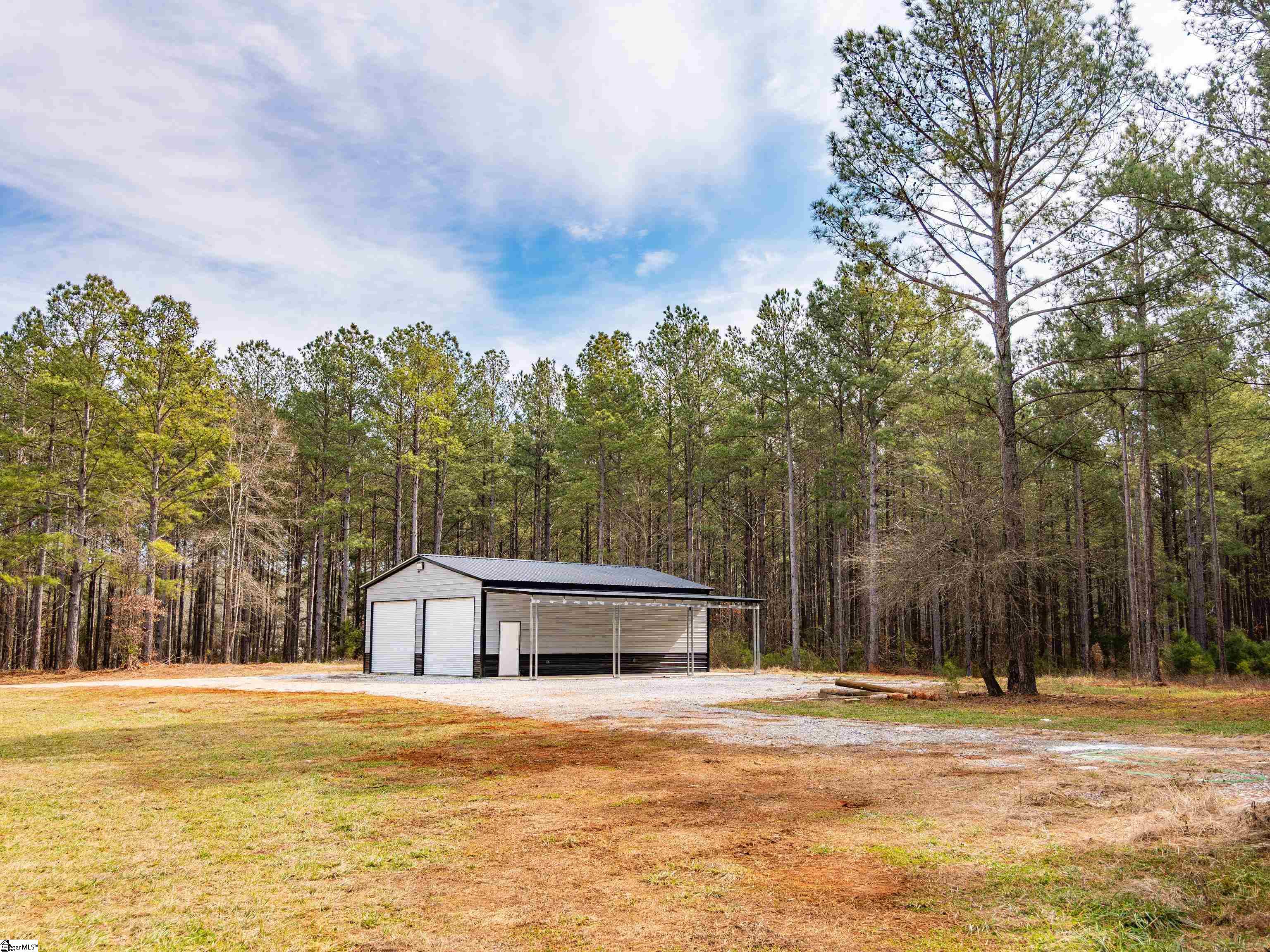 11 Mill Pine Road Liberty, SC 29657 - Photo 3 of 36