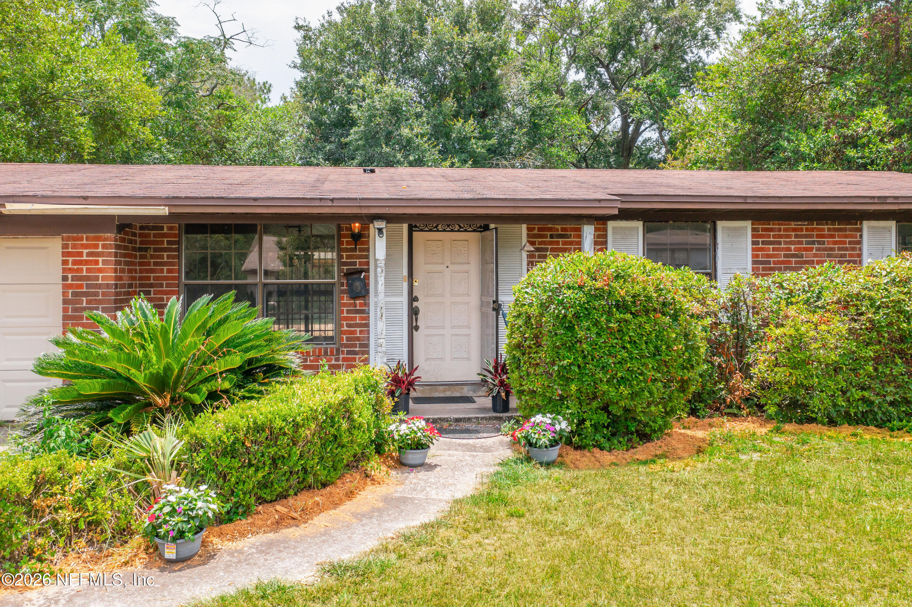 918 Bacall Road Jacksonville, FL 32218 - Photo 2 of 41 918 Bacall Rd