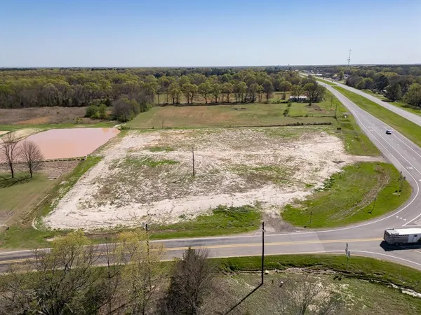 $699,000 | 10670 Highway 271, Powderly, TX 75473