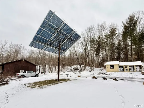 $299,900 | 9689 Erie Canal Road, Croghan, NY 13327