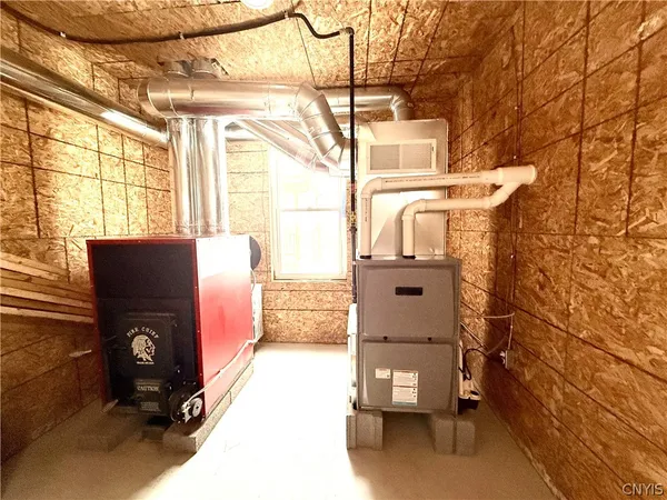 $299,900 | 9689 Erie Canal Road, Croghan, NY 13327