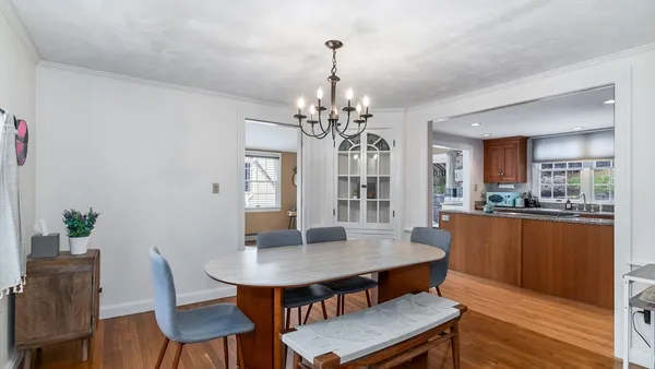 $4,800 | 51 Lynn Fells Parkway, Melrose, MA 02176