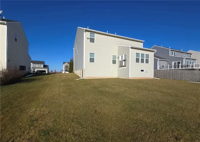 $2,850 | 251 Elmcrest Rise, Henrietta, NY 14586