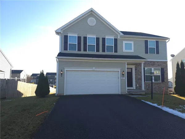 $2,650 | 251 Elmcrest Rise, Henrietta, NY 14586