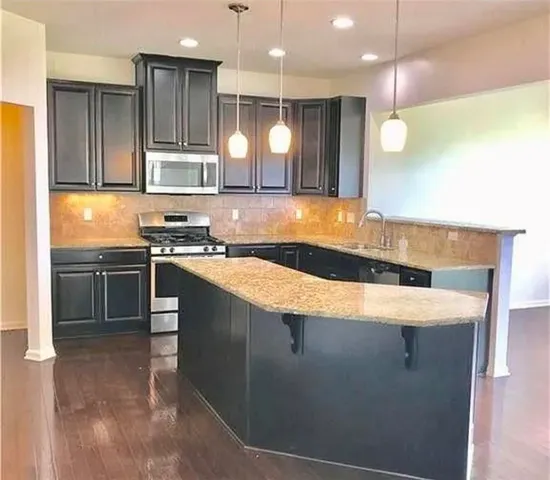 $2,850 | 251 Elmcrest Rise, Henrietta, NY 14586