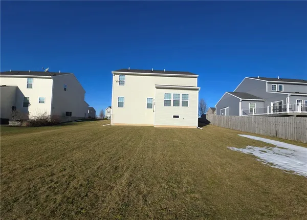 $2,650 | 251 Elmcrest Rise, Henrietta, NY 14586