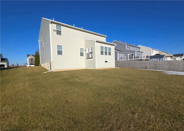 $2,850 | 251 Elmcrest Rise, Henrietta, NY 14586