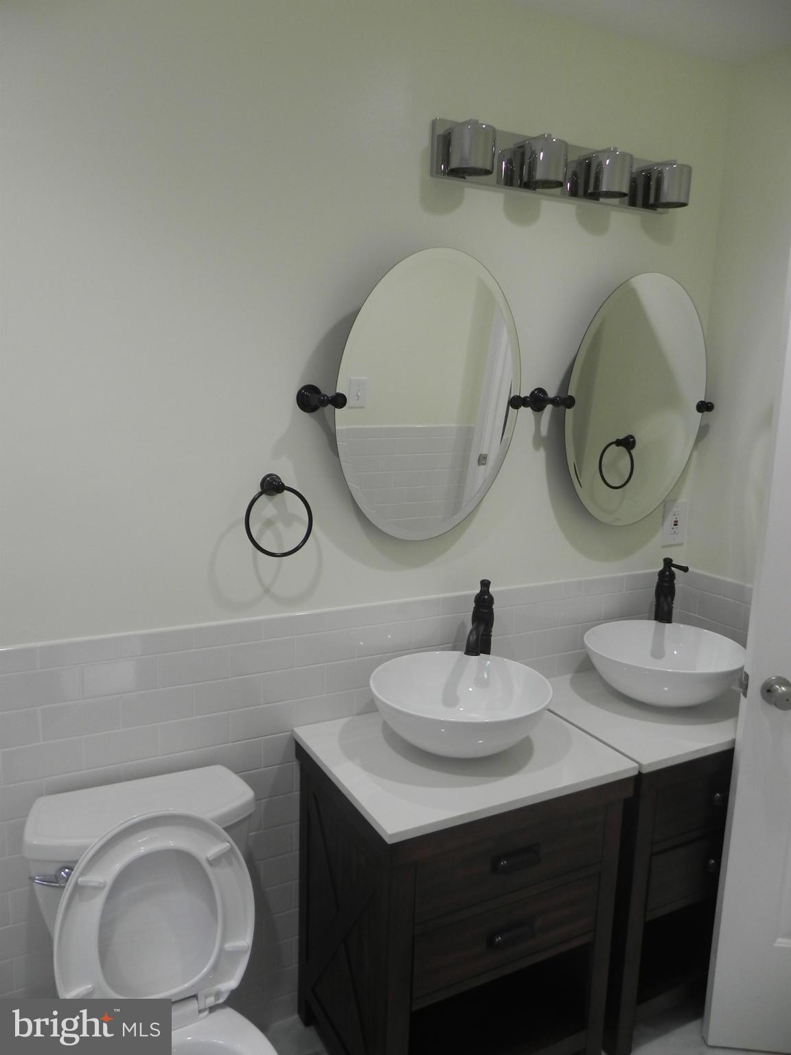 4006 Highview Drive Silver Spring, MD 20906 - Photo 19 of 30 Bath (Master)