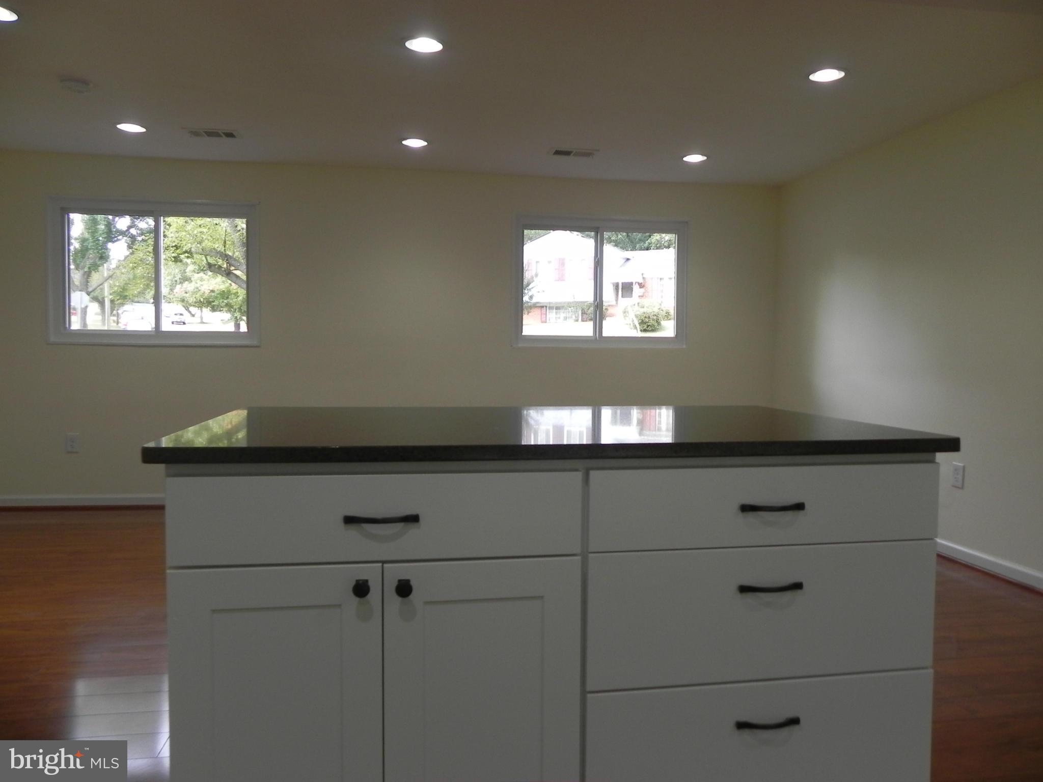 4006 Highview Drive Silver Spring, MD 20906 - Photo 10 of 30 Kitchen