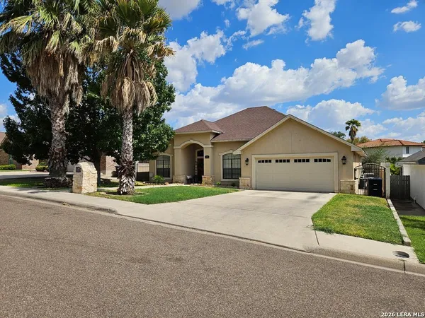 $425,000 | 2296 Acapulco Drive, Eagle Pass, TX 78852