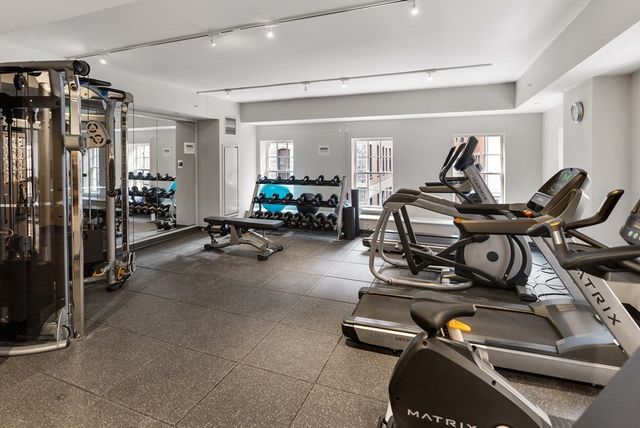 $1,975,000 | 110 Broad Street, Unit 502, Boston, MA 02110