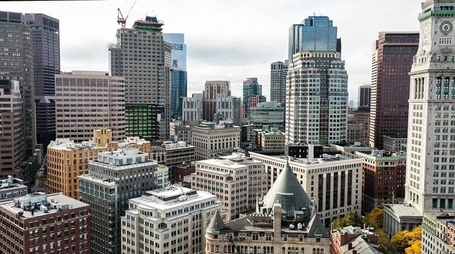 $1,975,000 | 110 Broad Street, Unit 502, Boston, MA 02110