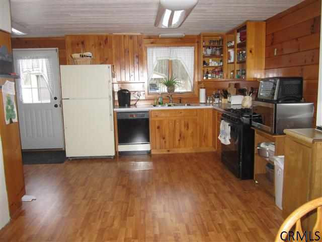 2395 Curry Road Rotterdam, NY 12303 - Photo 6 of 15 Photo 6
