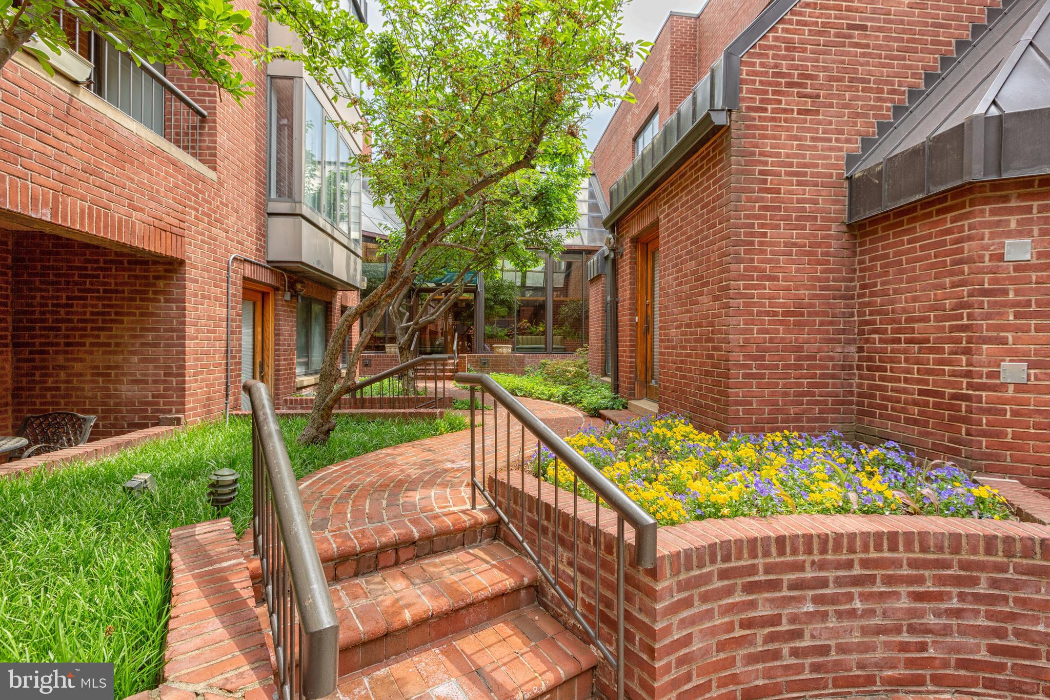 1080 Wisconsin Avenue Northwest, Unit 1011 Washington, DC 20007 - Photo 20 of 30 Common grounds