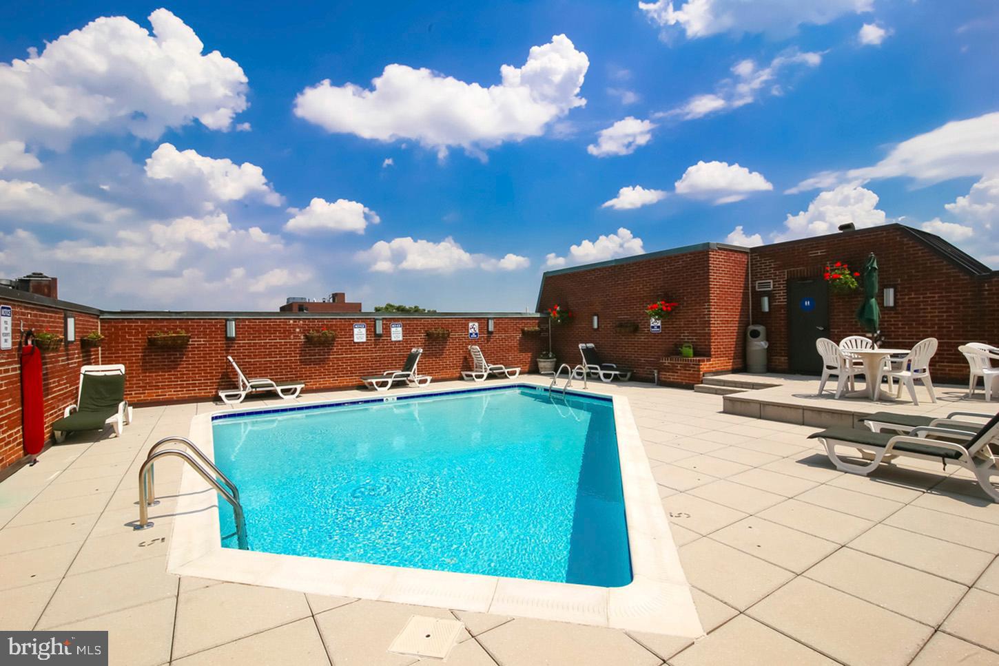 1080 Wisconsin Avenue Northwest, Unit 1011 Washington, DC 20007 - Photo 23 of 30 Pool