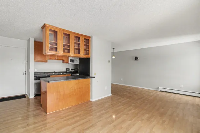 $100,000 | 4110 Rahn Road, Unit 201, Eagan, MN 55122