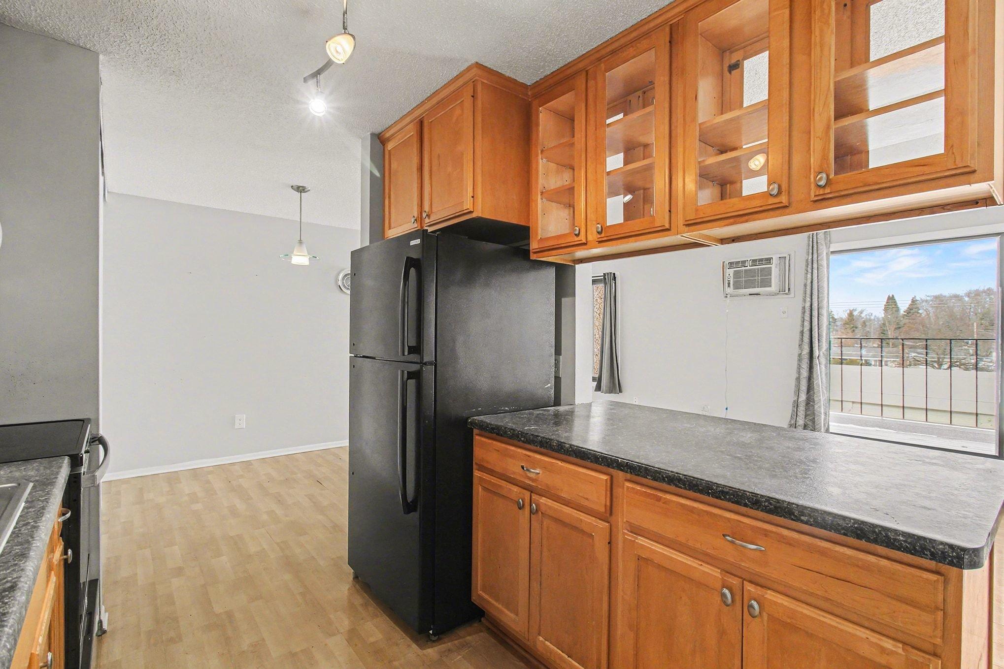 4110 Rahn Road, Unit 201 Eagan, MN 55122 - Photo 6 of 24