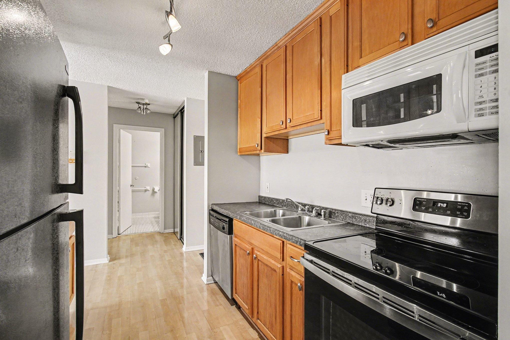 4110 Rahn Road, Unit 201 Eagan, MN 55122 - Photo 8 of 24