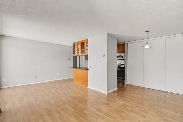 $100,000 | 4110 Rahn Road, Unit 201, Eagan, MN 55122