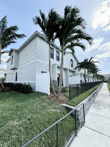 $3,350 | 891 Northwest 3rd Street, Unit 891, Pompano Beach, FL 33060