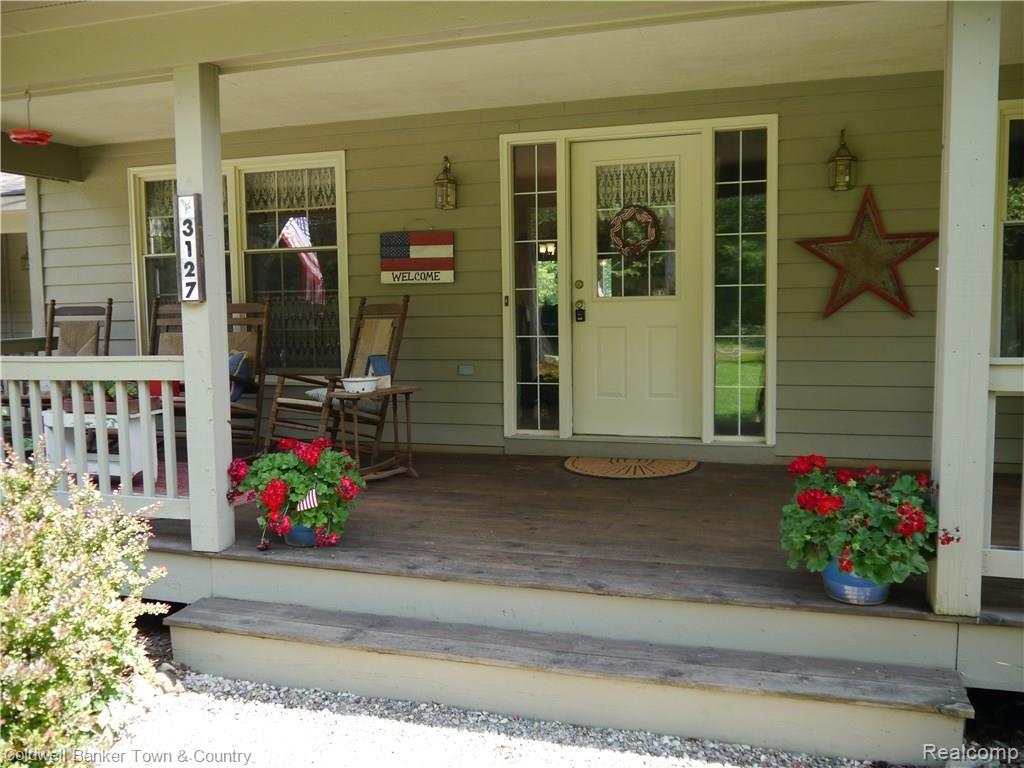 3127 Rafferty Drive Howell, MI 48843 - Photo 7 of 55