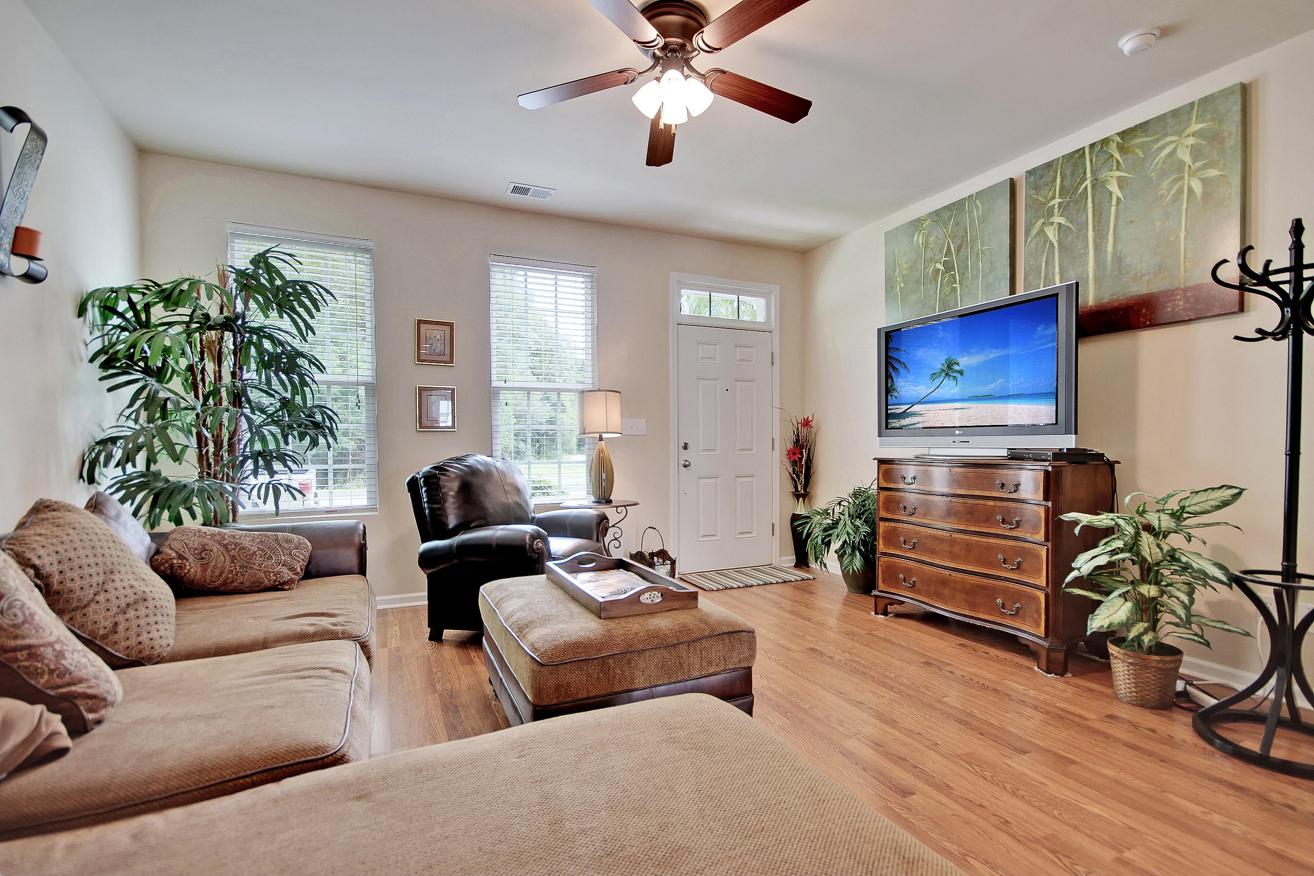 832 Rue Drive Charleston, SC 29414 - Photo 6 of 27 IMG_8120_IMG_8127 copy