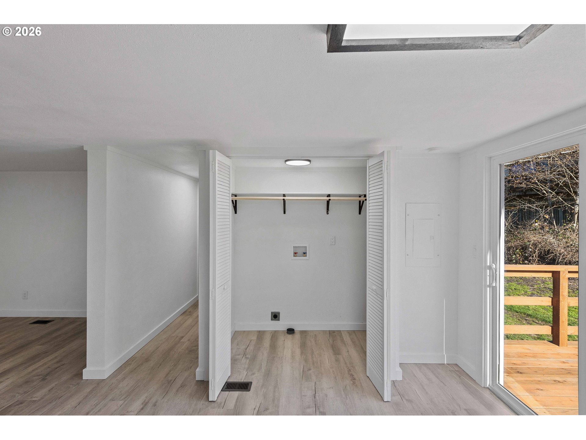 63645 Grand Road Coos Bay, OR 97420 - Photo 12 of 36