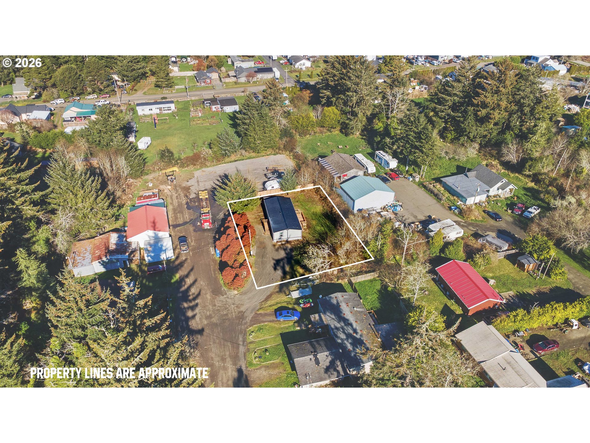 63645 Grand Road Coos Bay, OR 97420 - Photo 3 of 36