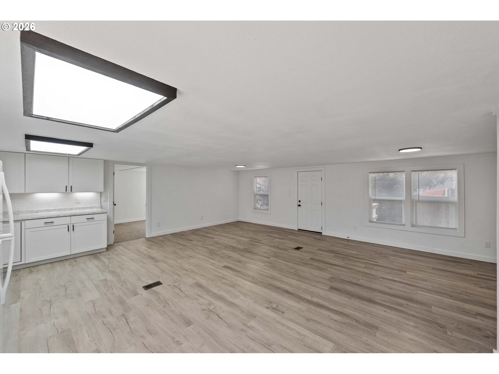 63645 Grand Road Coos Bay, OR 97420 - Photo 9 of 36